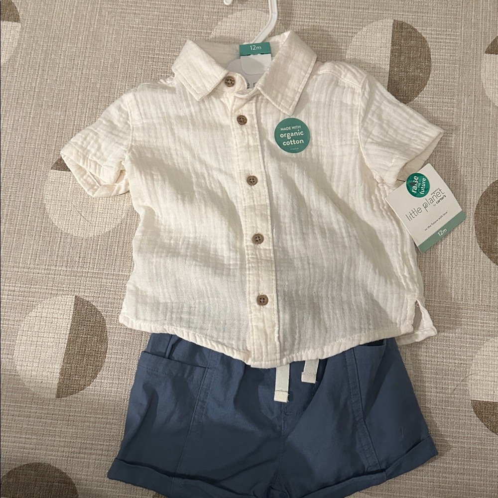 Little Planet by Carter's shirt + shorts set (12M) - NWT